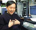 きりりと作務衣姿で。
