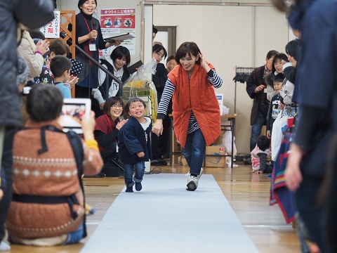 宮田織物のファッションショー